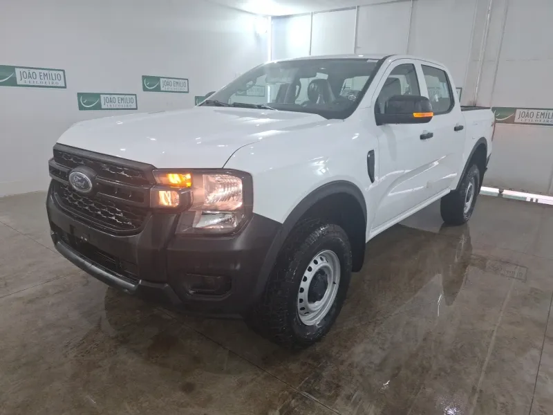 FORD - RANGER XL 2.0 4X4 CD MEC 2025 / 2026 BRANCA DIESEL (NºFIPE 003502-5)